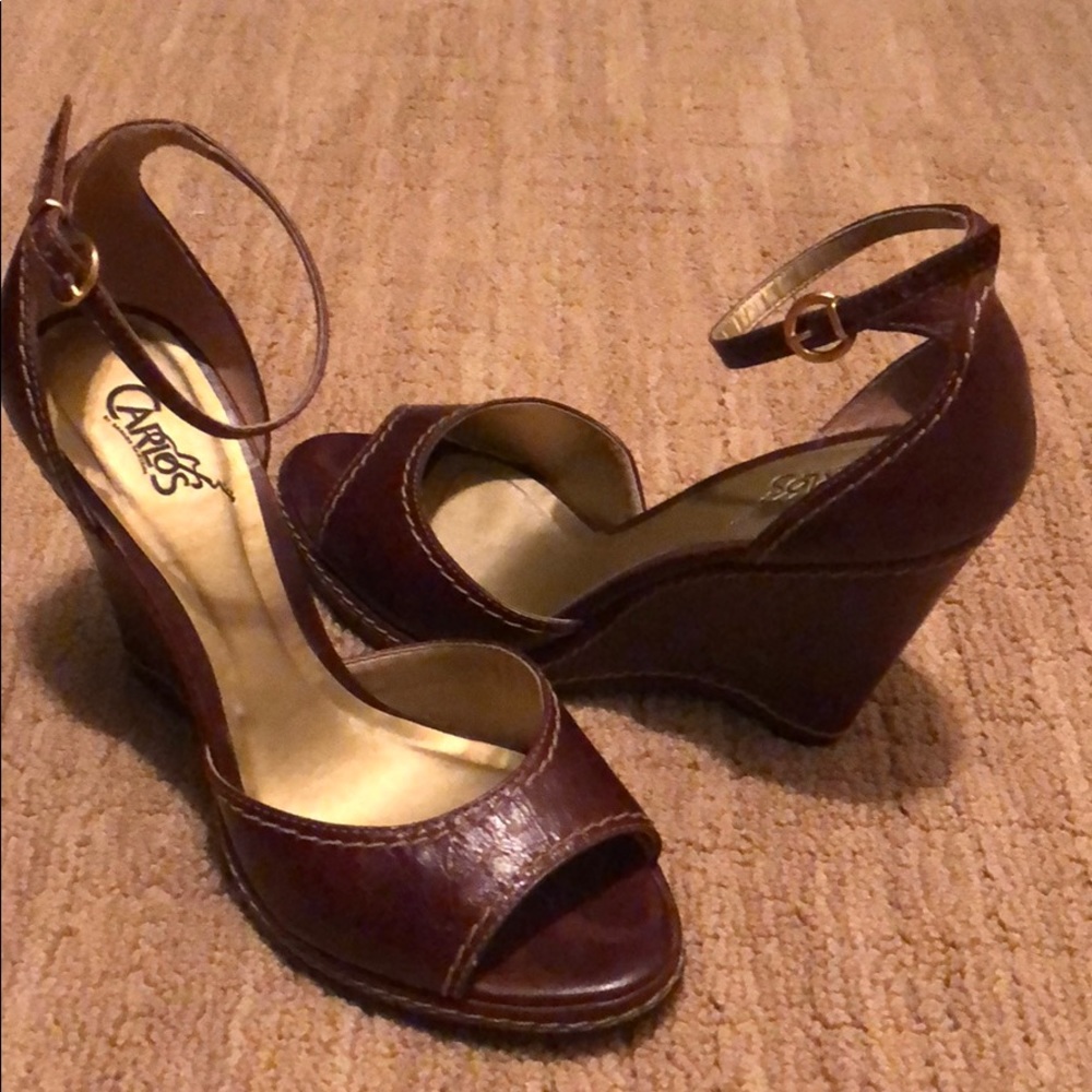 Size 7 Carlos Santana wedges